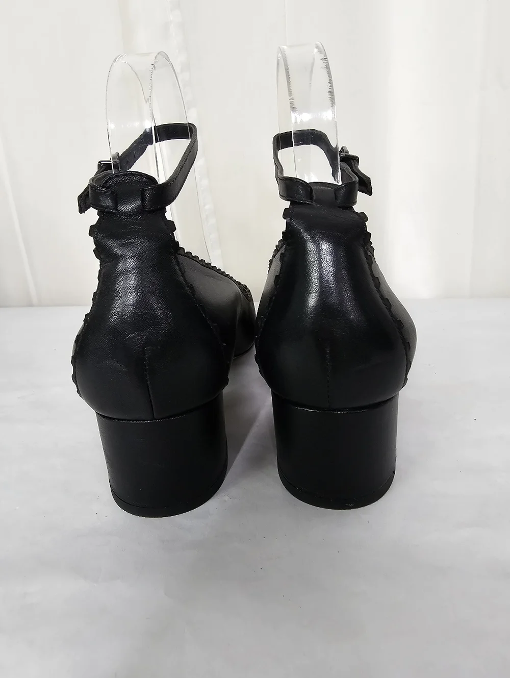 Via Spiga Dionne Black Leather Scalloped Block Heel Ankle Strap Pumps 6.5
